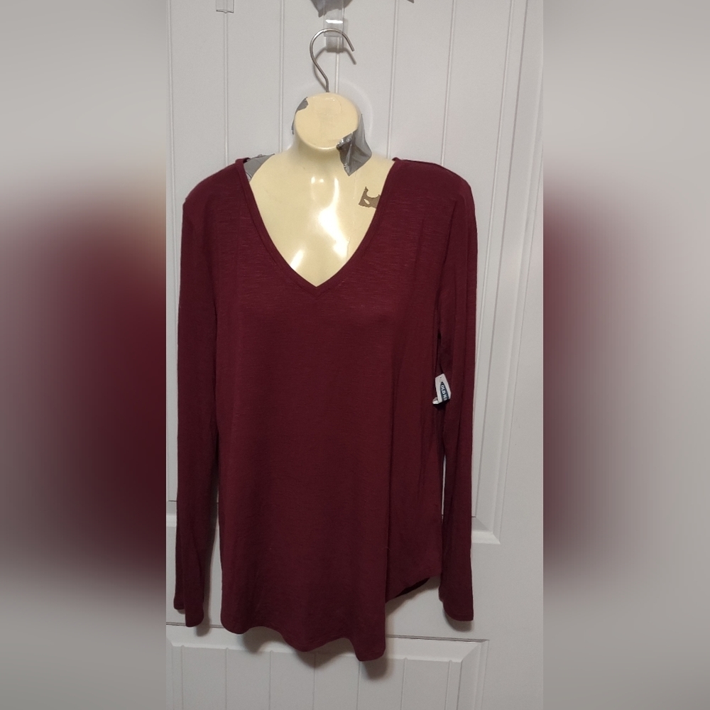 New condition Old Navy shirt for women size L